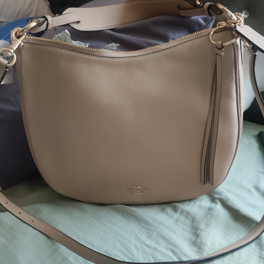 New with tags Coach Sutton Hobo